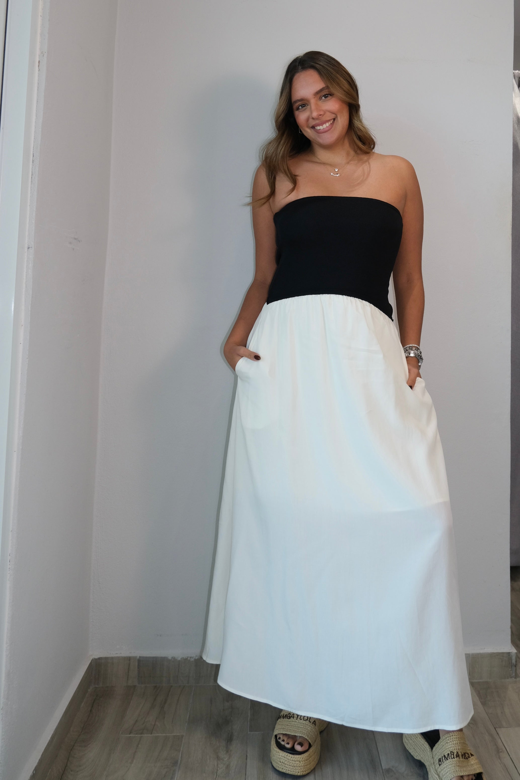 aritzia strapless dress Dresses for Women | Midi, Mini & Wrap Dresses this is a strapless mini dress with double 8 Stunning Aritzia Dresses for